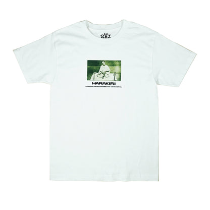 OUTとBAD "HARAKIRI_ハラキリ" T-Shirts